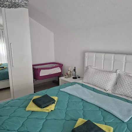 Apartman In *