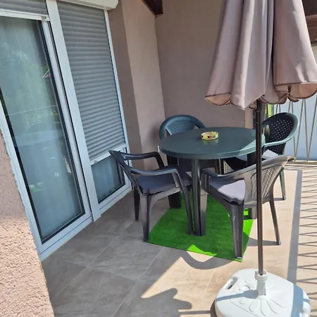 Apartman In *