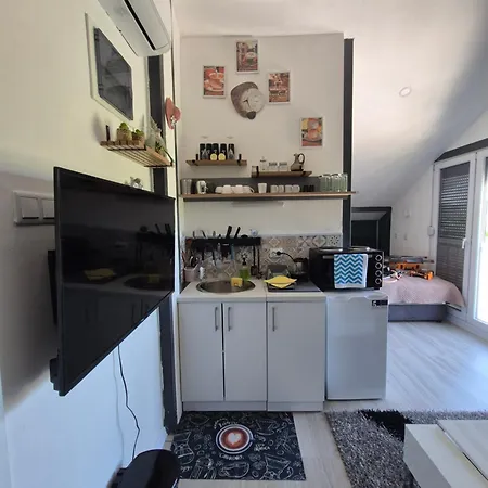 Apartman In *